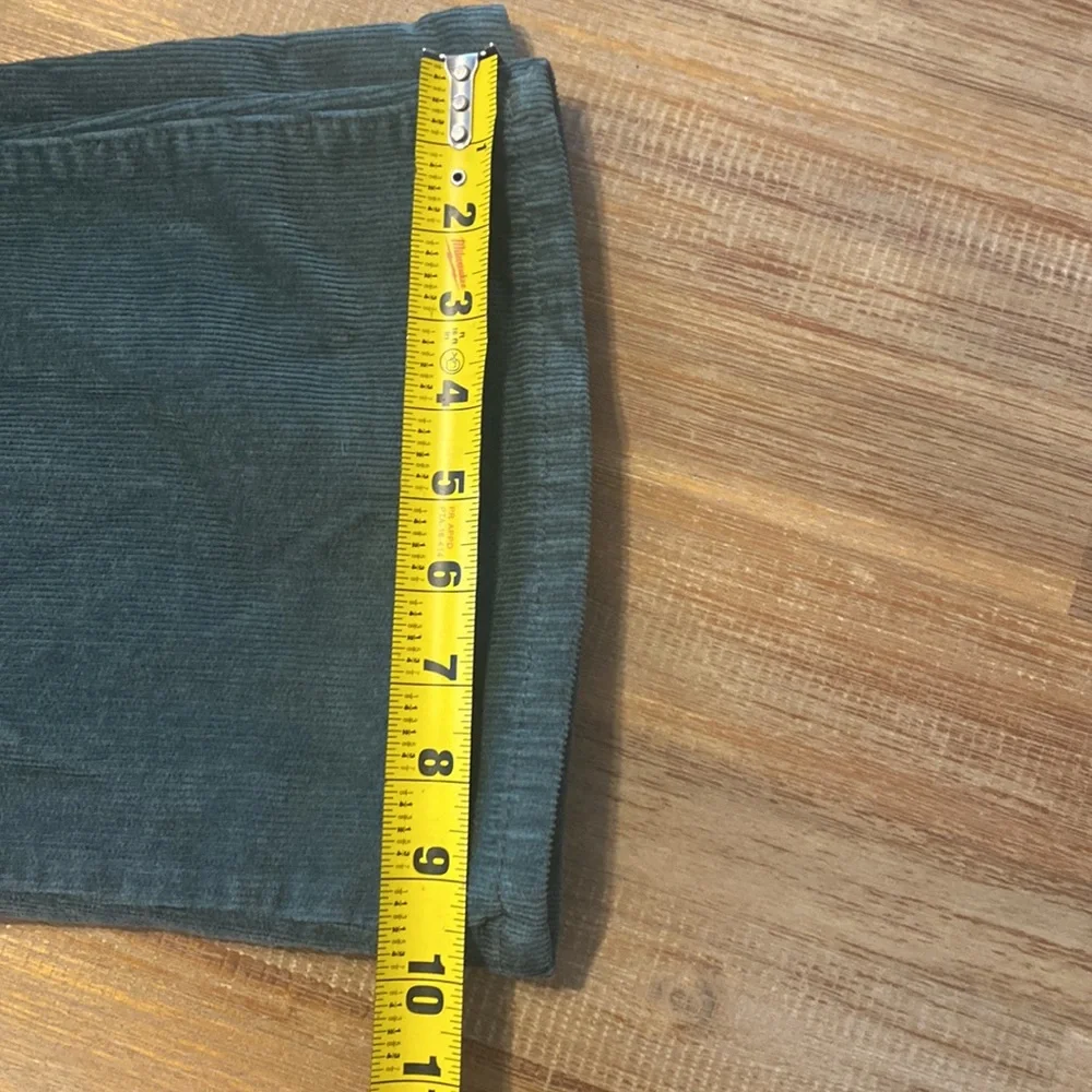Lucky Brand forest green corduroys size 4/27 like new - Picture 2 of 6